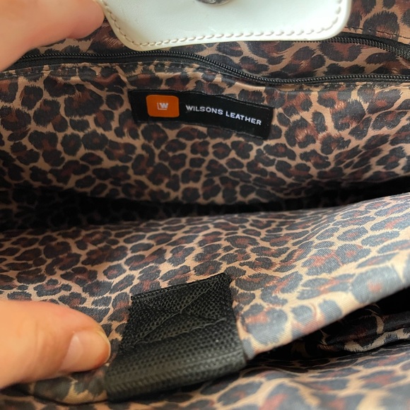 Wilsons Leather winter white leather satchel/tote - Picture 5 of 6